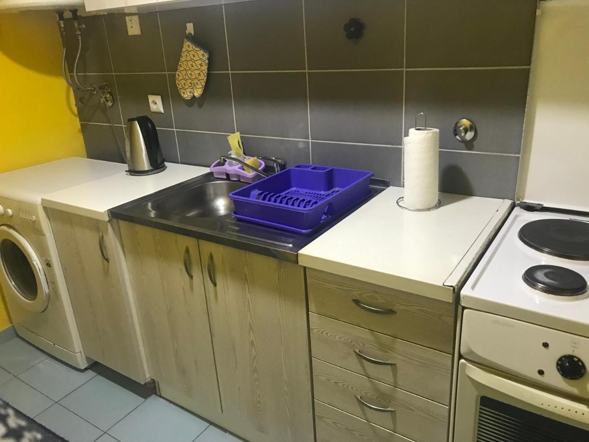 Nis Apartman Exterior foto